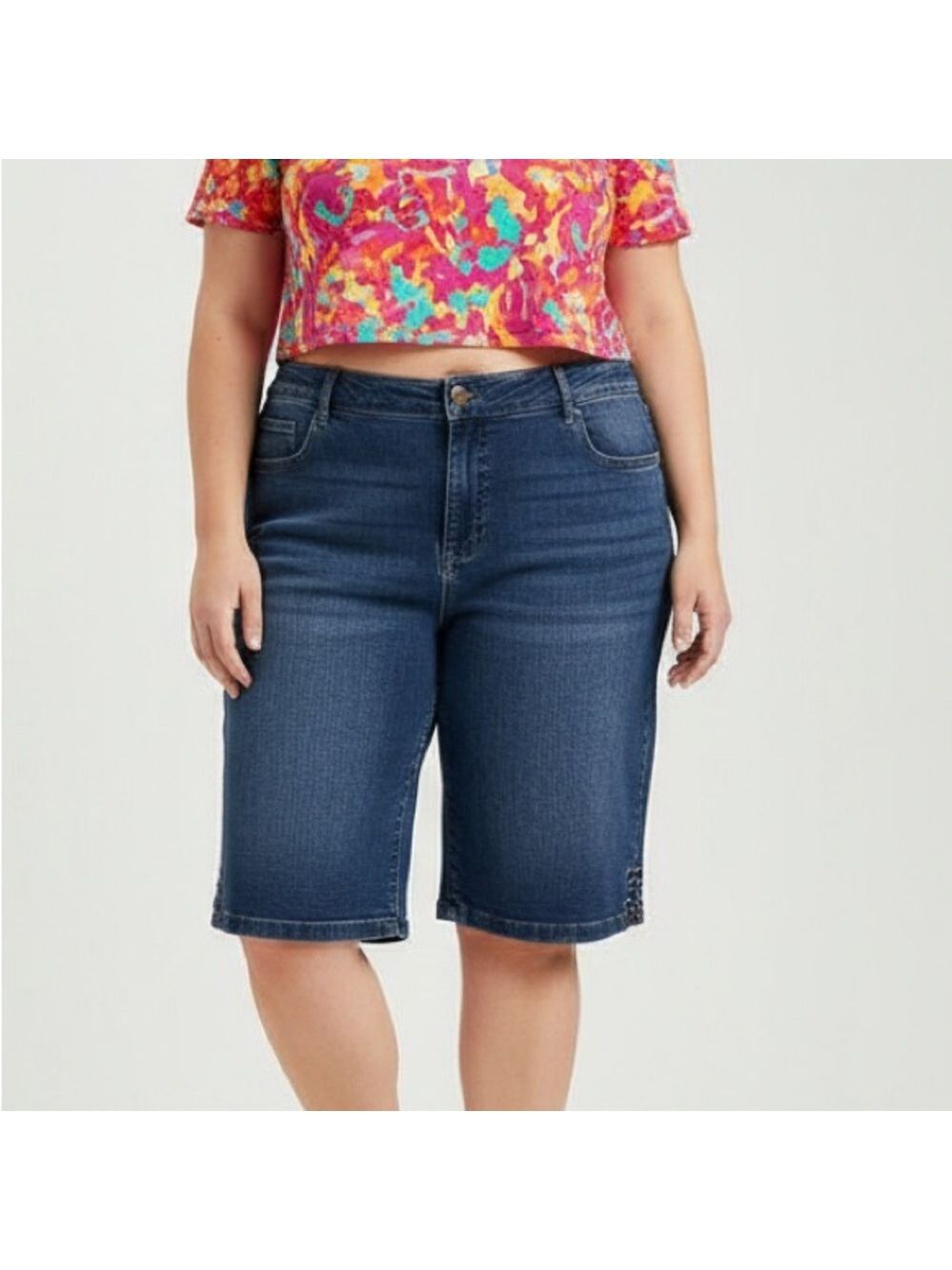 Vintage America Boho Bermuda Denim Shorts – Women’s Plus Size 26W – NWT - Picture 13 of 14